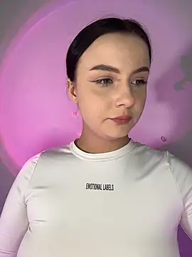 QueenL0la online show from May 30, 2026, 3:50 pm