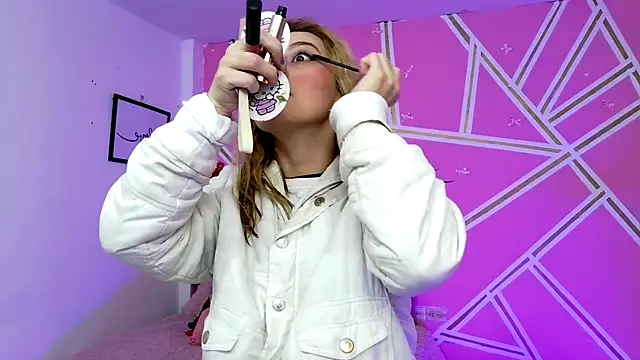 Barbie  sweet online show from June 19, 2026, 12:33 pm