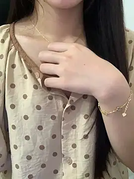 Beella24 online show from June 4, 2026, 2:44 pm