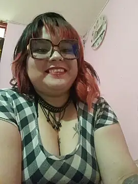 curvy latina online show from July 16, 2026, 5:21 pm