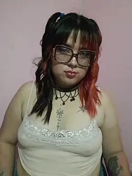 curvy latina online show from August 1, 2026, 11:08 am