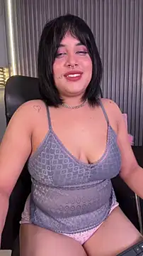 VioletKiss  online show from June 1, 2026, 12:27 pm