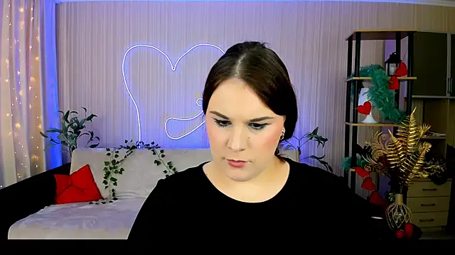 Snapshot of OliviaTwens chatting on June 10, 2026, 9:32 am OliviaTwens online show from June 10, 2026, 9:32 am