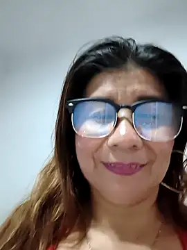Snapshot of fire_mommy chatting on June 14, 2026, 2:24 am fire mommy online show from June 14, 2026, 2:24 am