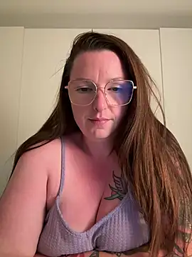 Snapshot of _RedFoxy__ chatting on May 27, 2026, 8:27 pm RedFoxy online show from May 27, 2026, 8:27 pm