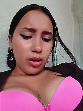 shantall cute online show from June 14, 2026, 8:54 pm