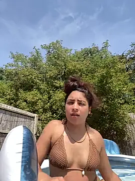 naomiiii55 online show from July 16, 2026, 12:57 pm
