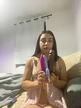 naomiiii55 online show from July 1, 2026, 10:54 pm