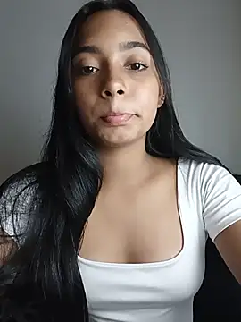 Snapshot of xcleila chatting on July 8, 2026, 2:46 am xcleila online show from July 8, 2026, 2:46 am