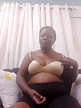 Snapshot of SexyHaven5 chatting on June 5, 2026, 6:18 am SexyHaven5 online show from June 5, 2026, 6:18 am
