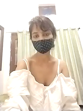 Snapshot of cutieNancy89 chatting on July 4, 2026, 1:37 pm cutieNancy89 online show from July 4, 2026, 1:37 pm