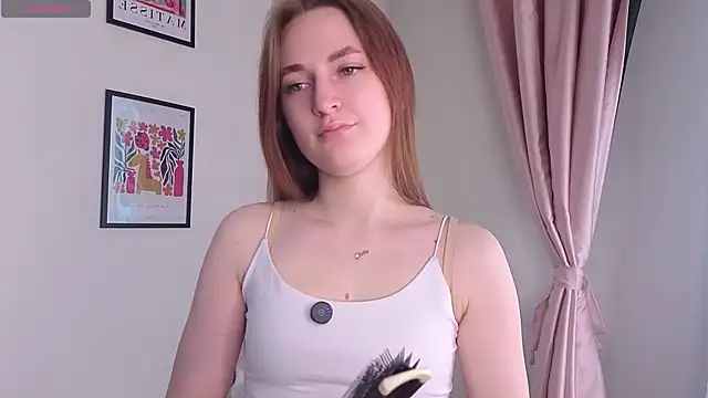 Snapshot of LeishaChamblee chatting on June 25, 2026, 1:36 am LeishaChamblee online show from June 25, 2026, 1:36 am