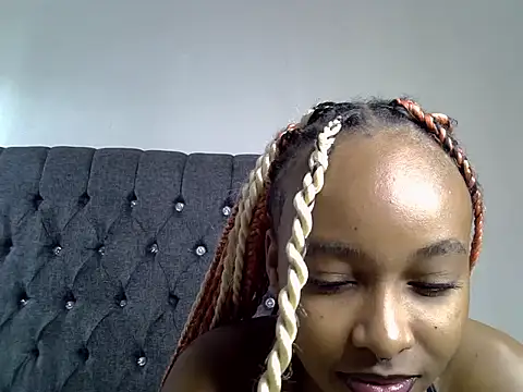 Snapshot of cocolaurah chatting on June 22, 2026, 11:29 am cocolaurah online show from June 22, 2026, 11:29 am