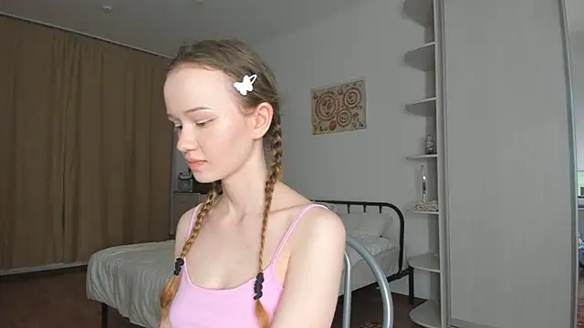 babymolly2 online show from June 14, 2026, 8:10 pm