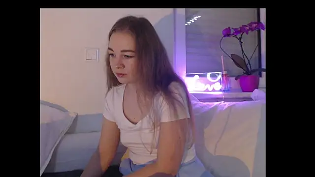 MellowKitty online show from June 1, 2026, 3:51 am
