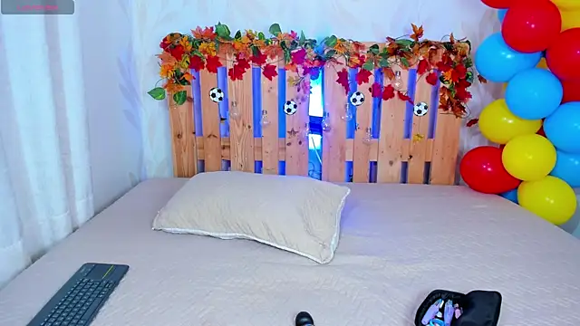 dayana precious online show from June 25, 2026, 9:09 pm