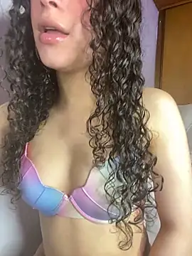 Snapshot of Juliana_pink18 chatting on June 19, 2026, 5:46 am Juliana pink18 online show from June 19, 2026, 5:46 am
