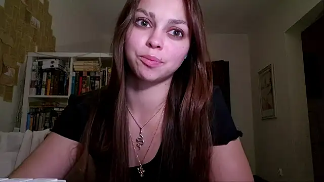Mia dial online show from June 2, 2026, 9:59 pm