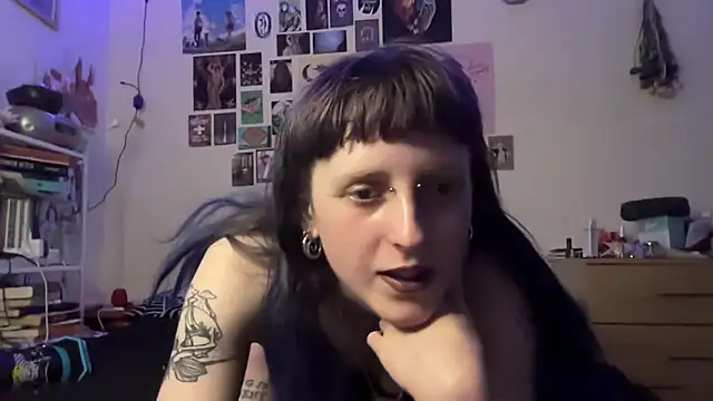 Snapshot of batzy666 chatting on June 3, 2026, 11:11 am batzy666 online show from June 3, 2026, 11:11 am