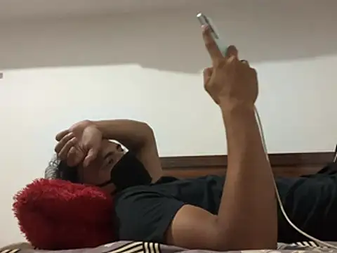 Snapshot of vipulreal chatting on June 4, 2026, 5:39 pm vipulreal online show from June 4, 2026, 5:39 pm