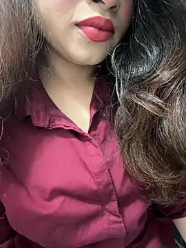 Snapshot of Yours_riya11 chatting on July 17, 2026, 11:35 pm Yours riya11 online show from July 17, 2026, 11:35 pm