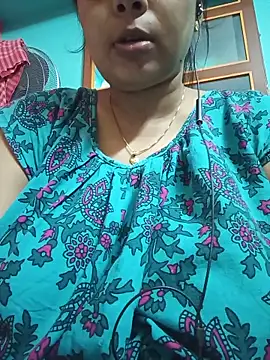Snapshot of Curvy_Meera chatting on May 31, 2026, 4:13 pm Curvy Meera online show from May 31, 2026, 4:13 pm