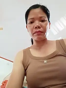 Snapshot of -Maya-a chatting on May 30, 2026, 2:40 am -Maya-a online show from May 30, 2026, 2:40 am