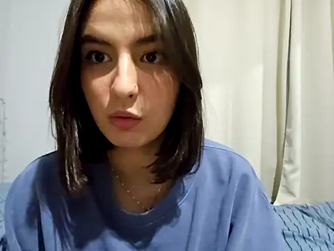 Snapshot of Juh_castro chatting on July 16, 2026, 10:40 pm Juh castro online show from July 16, 2026, 10:40 pm