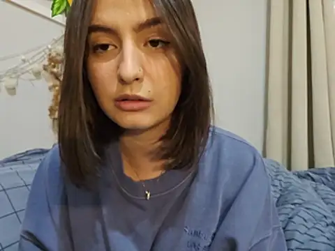 Snapshot of Juh_castro chatting on July 15, 2026, 6:37 pm Juh castro online show from July 15, 2026, 6:37 pm