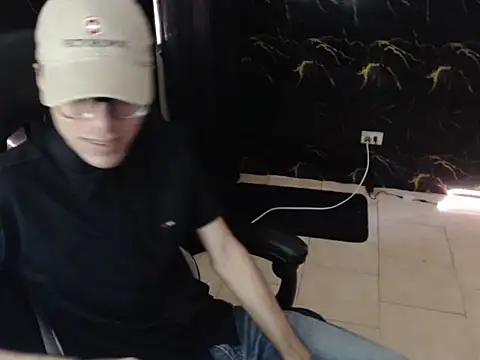 draven sex online show from June 6, 2026, 7:19 pm