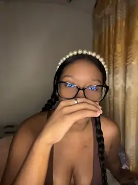 Snapshot of chell_iivy chatting on July 14, 2026, 5:34 am chell iivy online show from July 14, 2026, 5:34 am