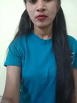 Naughty Kiara  online show from May 31, 2026, 4:18 am