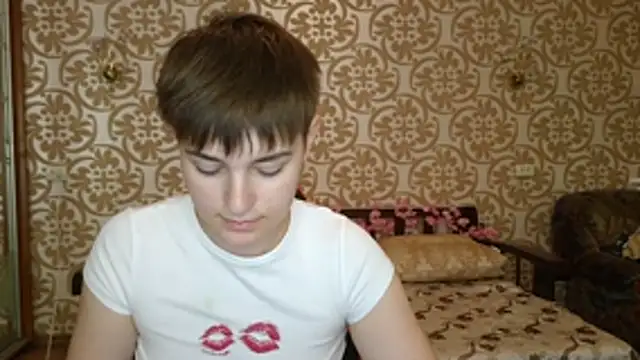 Snapshot of EmyHills chatting on July 25, 2026, 6:14 pm EmyHills online show from July 25, 2026, 6:14 pm