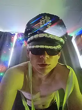 LuXDrg online show from May 31, 2026, 4:51 am