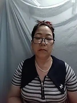 Snapshot of Ai_babylove chatting on July 7, 2026, 7:28 pm Ai babylove online show from July 7, 2026, 7:28 pm