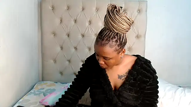 Lihle 00 online show from July 16, 2026, 8:06 pm