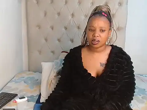 Lihle 00 online show from July 12, 2026, 10:32 pm