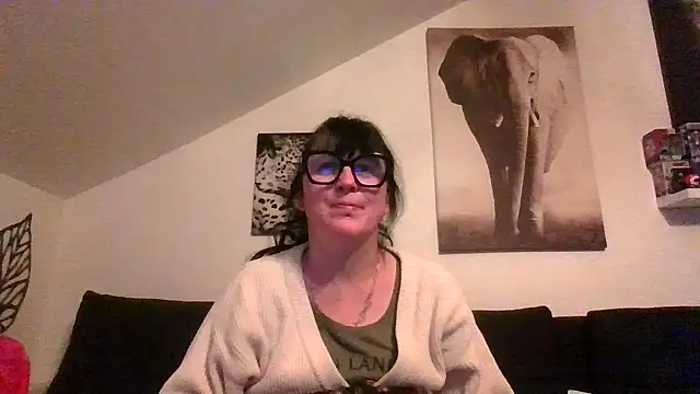 Snapshot of sexujuly88 chatting on May 1, 2026, 8:47 pm sexujuly88 online show from May 1, 2026, 8:47 pm