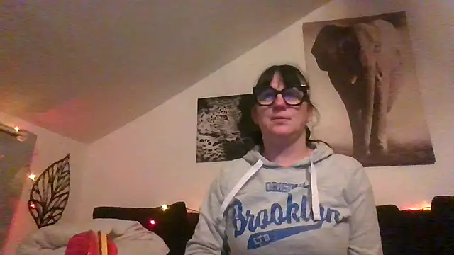 sexujuly88 online show from December 15, 2025, 10:04 pm