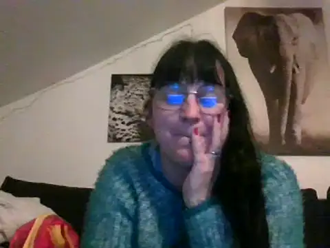 Snapshot of sexujuly88 chatting on March 17, 2025, 10:19 pm sexujuly88 online show from March 17, 2025, 10:19 pm