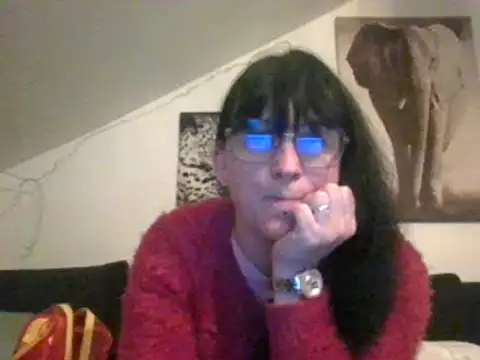 Snapshot of sexujuly88 chatting on February 10, 2025, 9:36 pm sexujuly88 online show from February 10, 2025, 9:36 pm