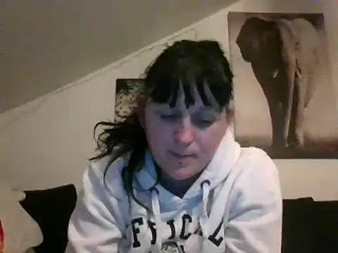 Snapshot of sexujuly88 chatting on February 24, 2025, 9:30 pm sexujuly88 online show from February 24, 2025, 9:30 pm