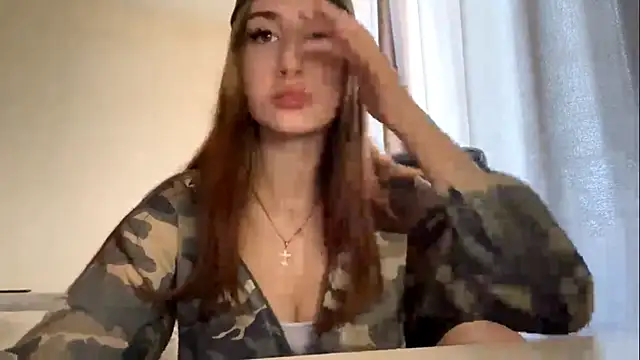 Snapshot of Kitty_M0rphes chatting on July 15, 2026, 7:37 am Kitty M0rphes online show from July 15, 2026, 7:37 am