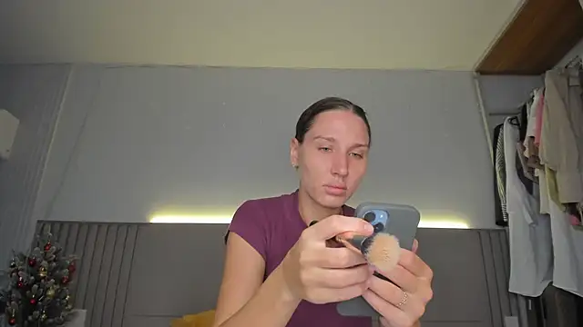 Snapshot of SofiClimbing chatting on February 7, 2026, 5:15 am SofiClimbing online show from February 7, 2026, 5:15 am