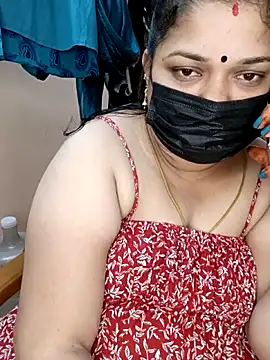 Snapshot of silky_rose29 chatting on June 18, 2026, 7:07 am silky rose29 online show from June 18, 2026, 7:07 am