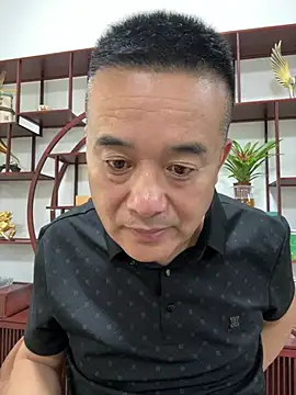 Snapshot of woailllll chatting on June 7, 2026, 6:29 am woailllll online show from June 7, 2026, 6:29 am