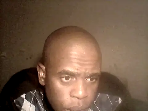Snapshot of Frank_X_Husle chatting on June 18, 2026, 9:20 pm Frank X Husle online show from June 18, 2026, 9:20 pm