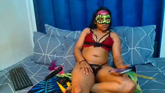 Snapshot of Goldenbutchy23 chatting on June 26, 2026, 6:58 pm Goldenbutchy23 online show from June 26, 2026, 6:58 pm