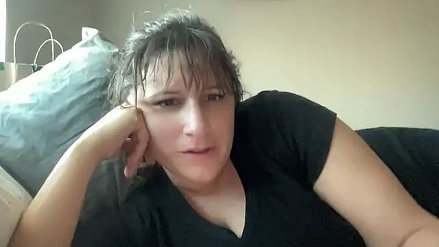 maddiliz online show from November 5, 2025, 4:54 pm