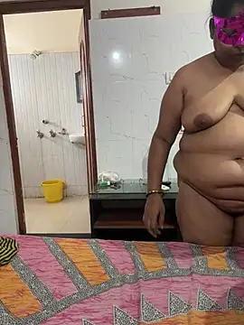 Snapshot of dirty_sexcouple chatting on July 7, 2026, 8:40 am dirty sexcouple online show from July 7, 2026, 8:40 am